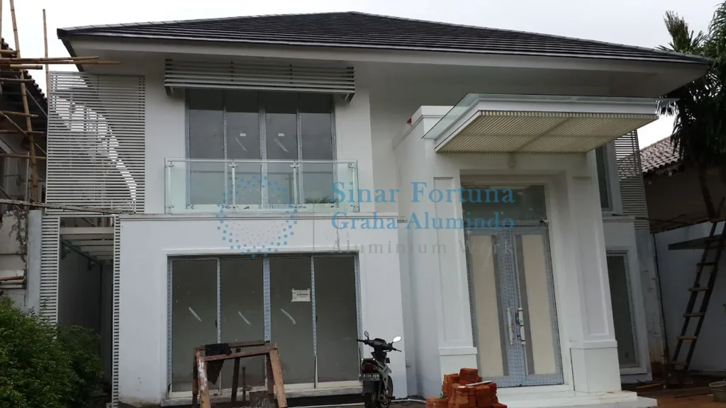 sistem pintu aluminium auto lock